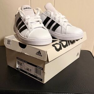 Adidas Kids Sneakers - White and Black Stripes